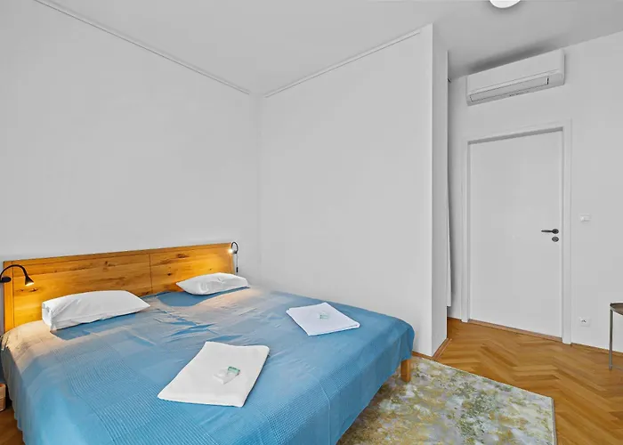 Skau Medena Old Town *